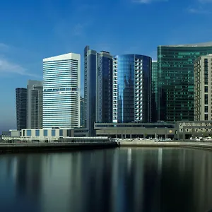 Radisson Blu Hotel, Waterfront Hotel Dubaj